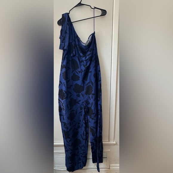 Kate Spade X Target Classic Rose Navy Blue Black Floral
Linen Blend Jumpsuit 14 - Picture 2 of 16